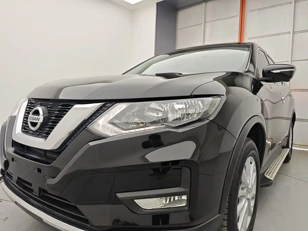 X-Trail 2017 2.0L CVT Comfort Edition 2WD купить на сайте DeffCars