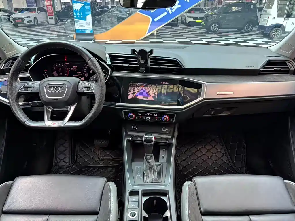 Audi Q3 Sportback 2020 40 TFSI Fashion купить на сайте DeffCars