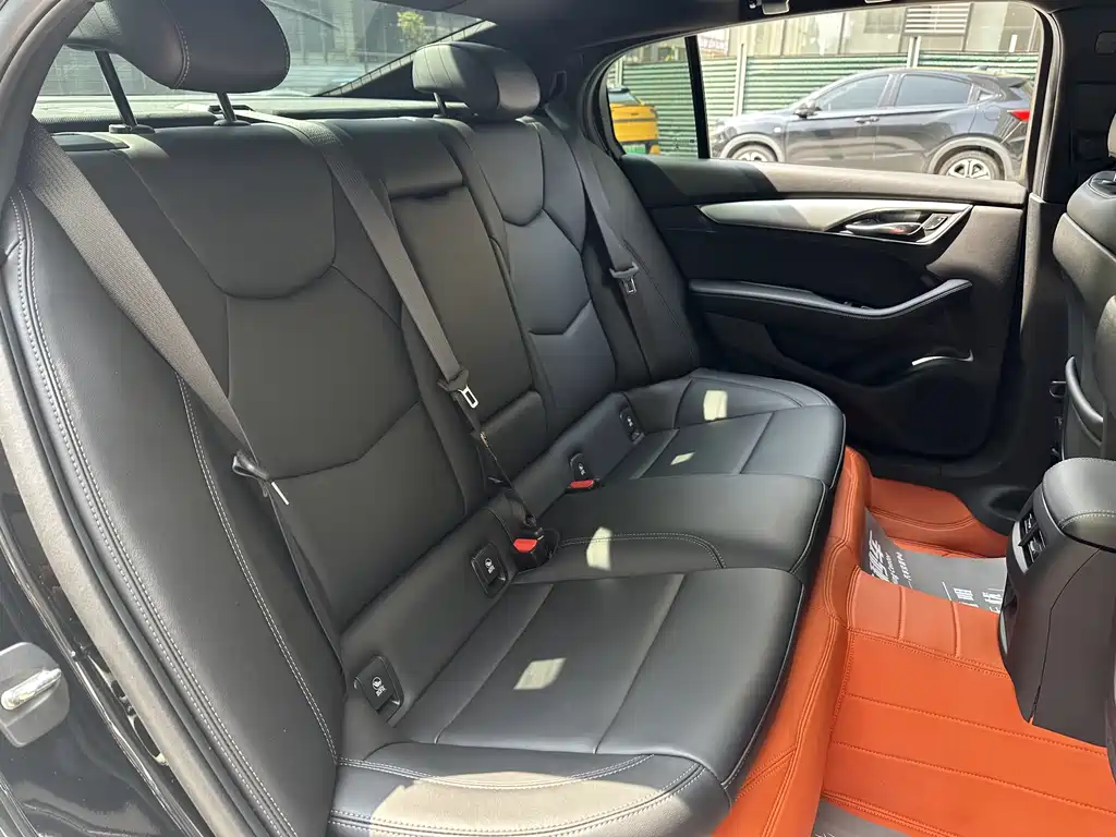 Cadillac CT5 2024 28T luxury model купить на сайте DeffCars