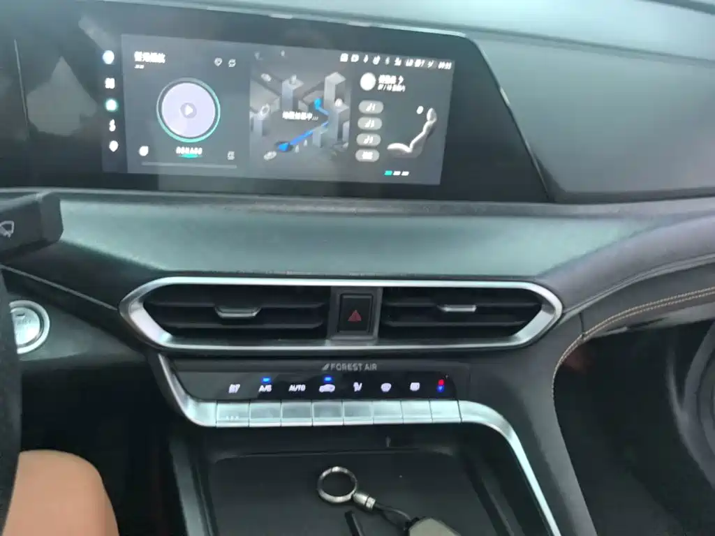 Changan UNI-T 2022 1.5T premium model купить на сайте DeffCars