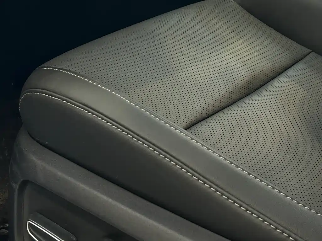 Camry 2024 Shuangqing 2.0HGVP Deluxe Edition купить на сайте DeffCars