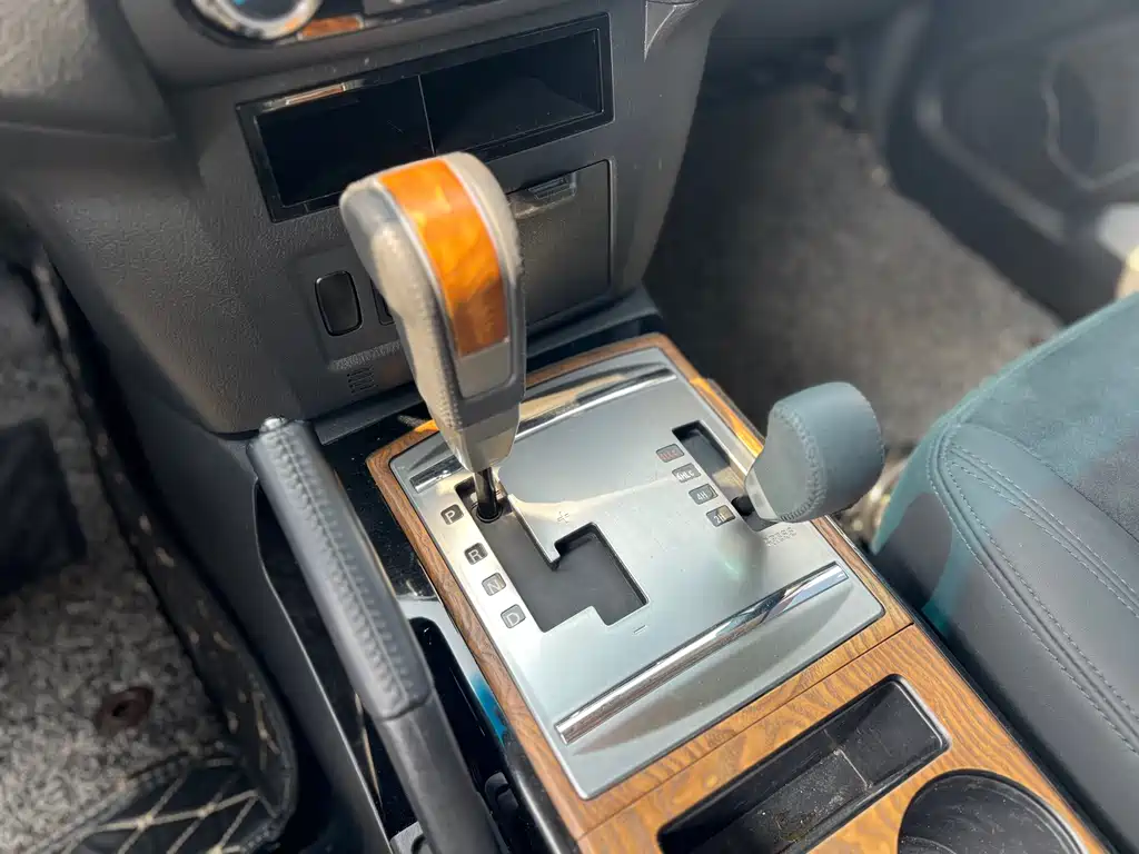 Pajero imported 2019 3.0L automatic standard version купить на сайте DeffCars