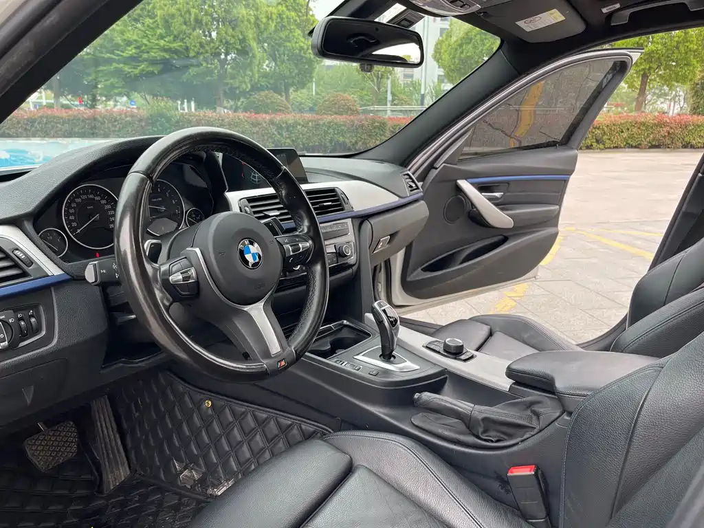 BMW 3 Series 2019 320i M Sports Package купить на сайте DeffCars
