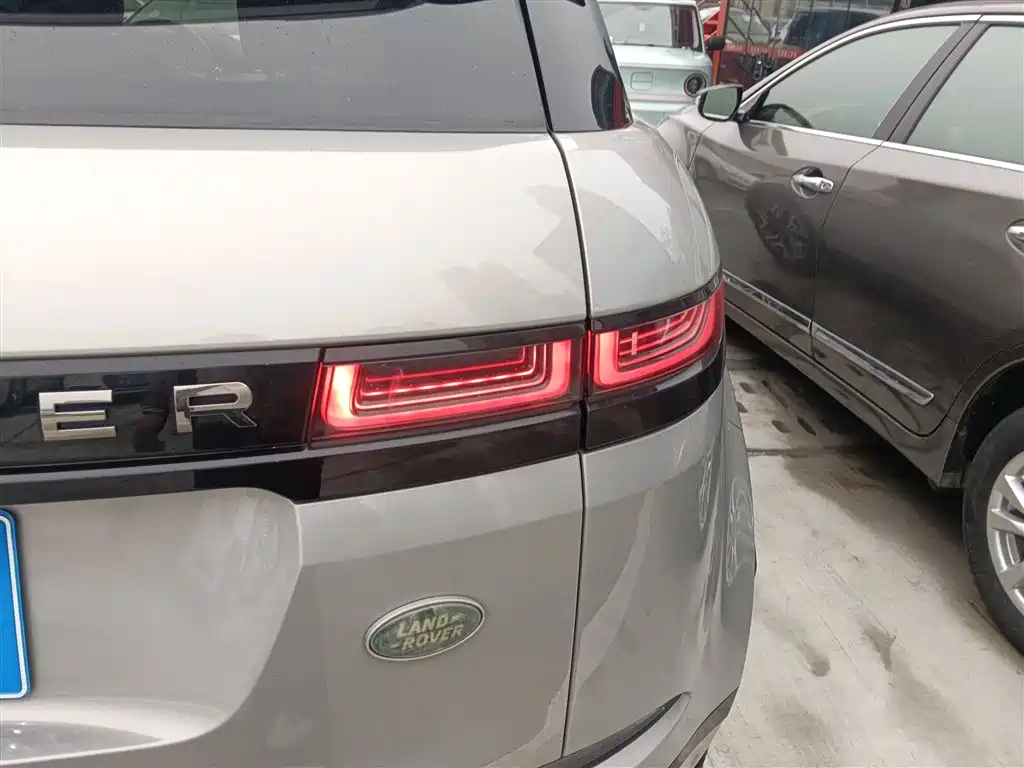 Range Rover Evoque 2021 Evoque L 249PS R-Dynamic First edition купить на сайте DeffCars