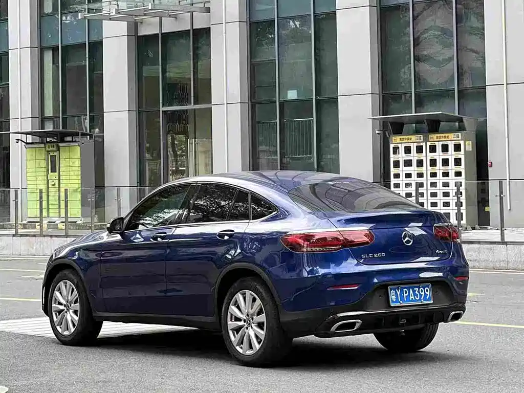 Mercedes-Benz GLC Coupe 2020 GLC 260 4MATIC Coupe SUV купить на сайте DeffCars