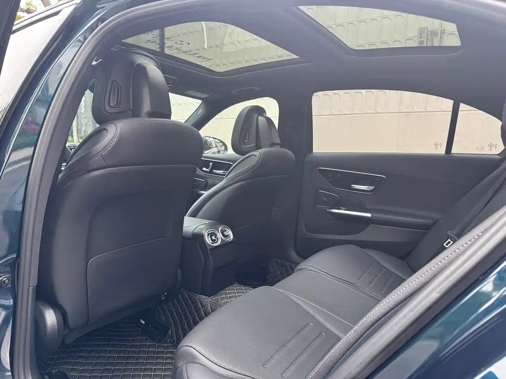 Mercedes-Benz C-Class 2023 C 260 L Sports Edition купить на сайте DeffCars