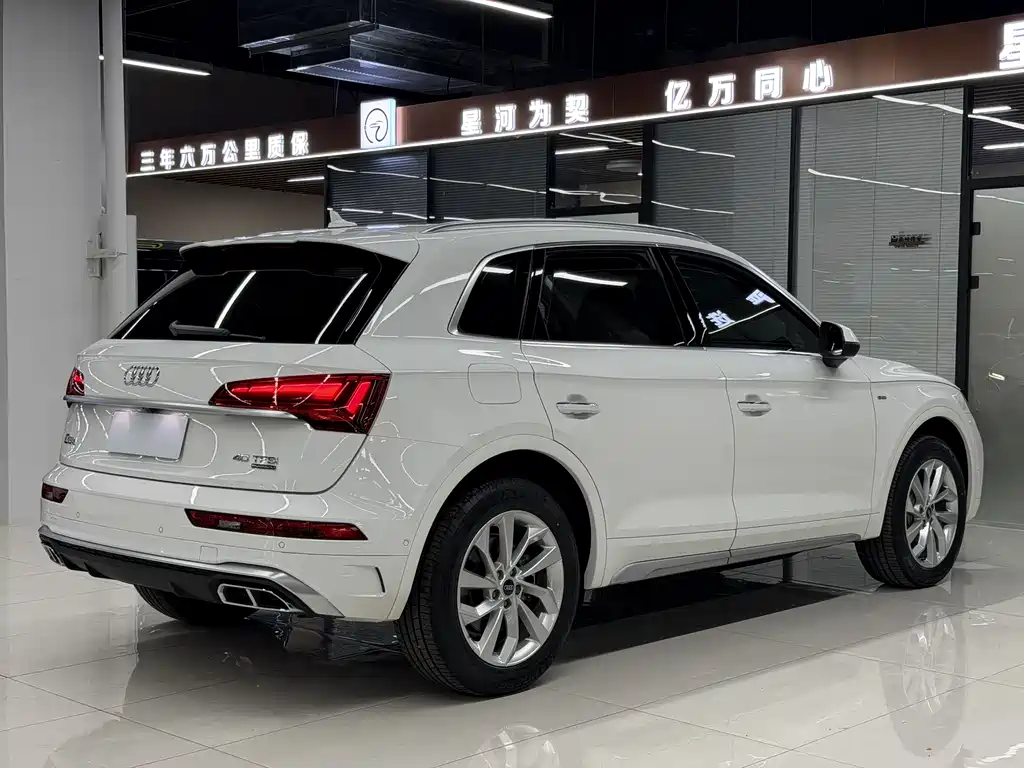 Audi Q5L 2022 facelift 40T luxury and dynamic model купить на сайте DeffCars
