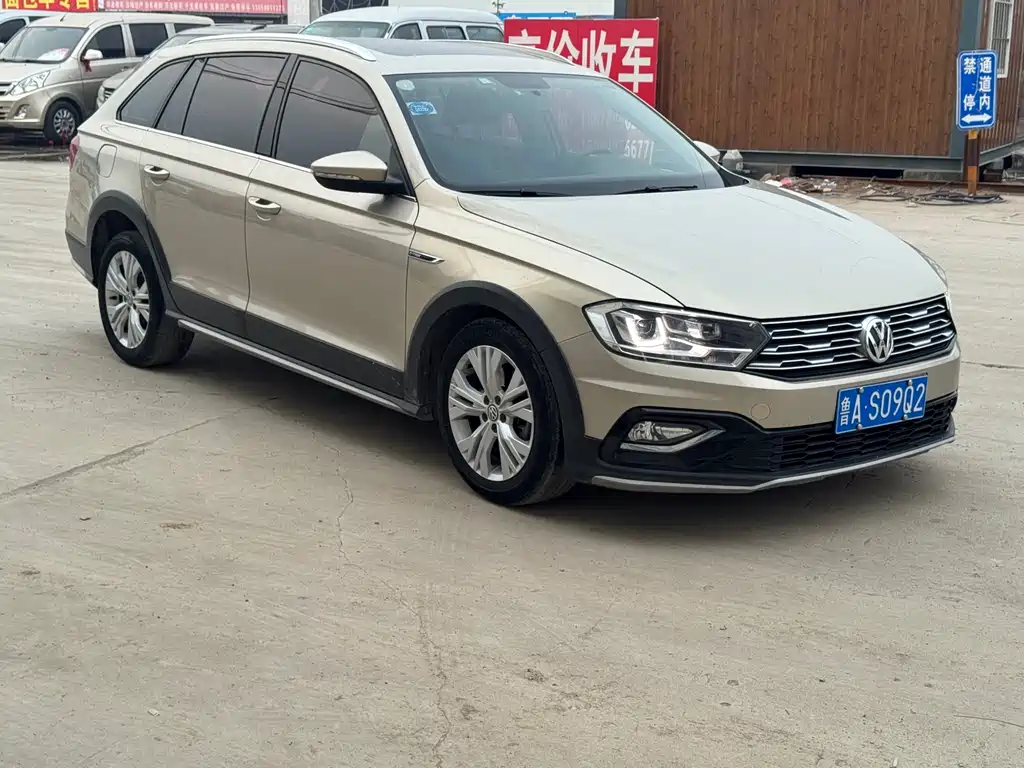 C-TREK Weiling 2018 230TSI DSG luxury model купить на сайте DeffCars