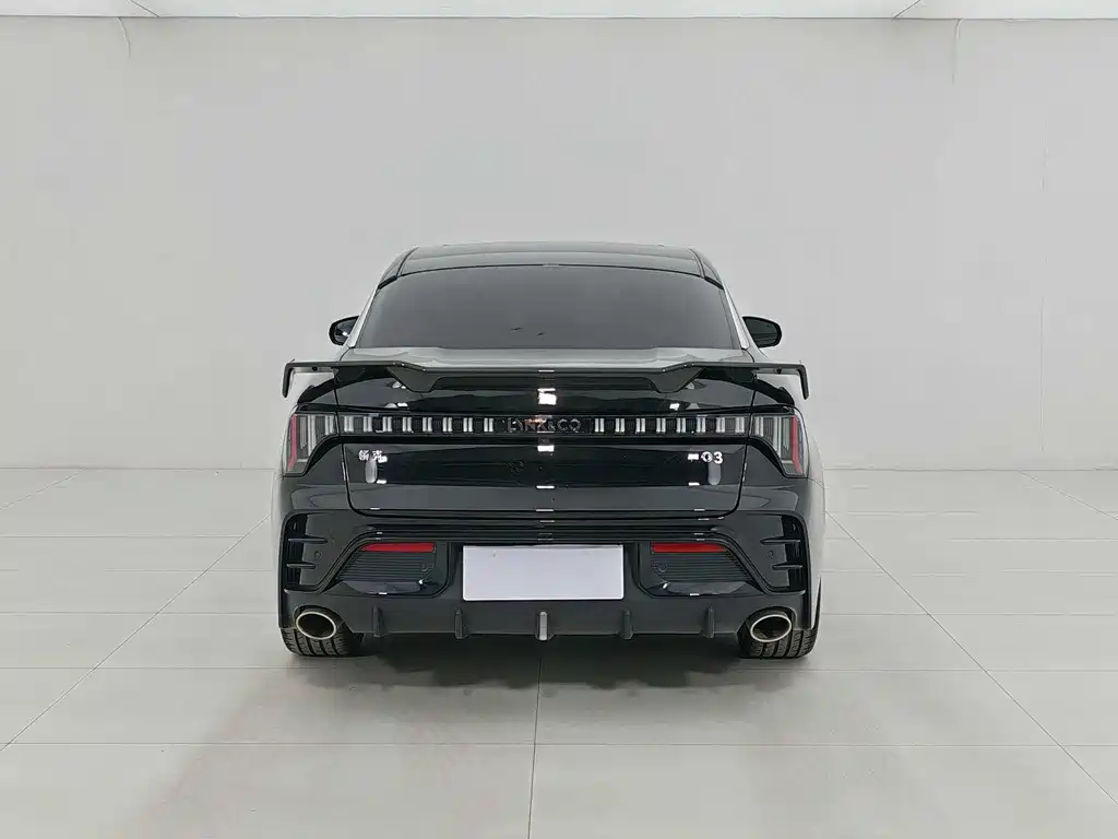 Lynk & Co 03 2025 2.0TD DCT Champion Edition Pro купить на сайте DeffCars