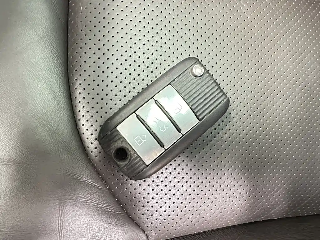 Roewe RX8 2018 30T Intelligent Networked Four-wheel Drive Supreme Edition купить на сайте DeffCars