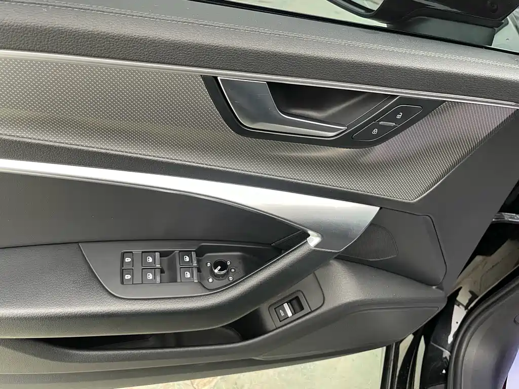 Audi A6L 2021 40 TFSI luxury and dynamic model купить на сайте DeffCars