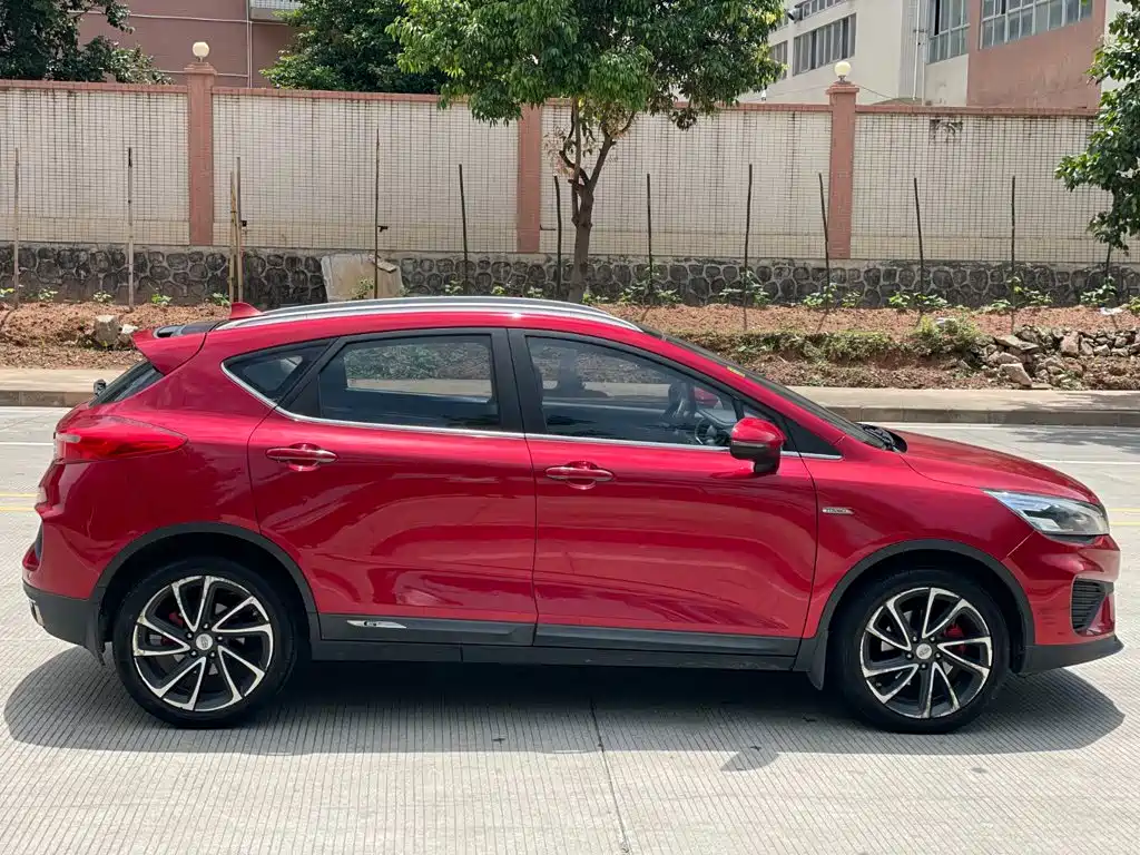 Emgrand GS 2018 Trendsetting Edition 1.4T Automatic Premium Smart Connected Model купить на сайте DeffCars