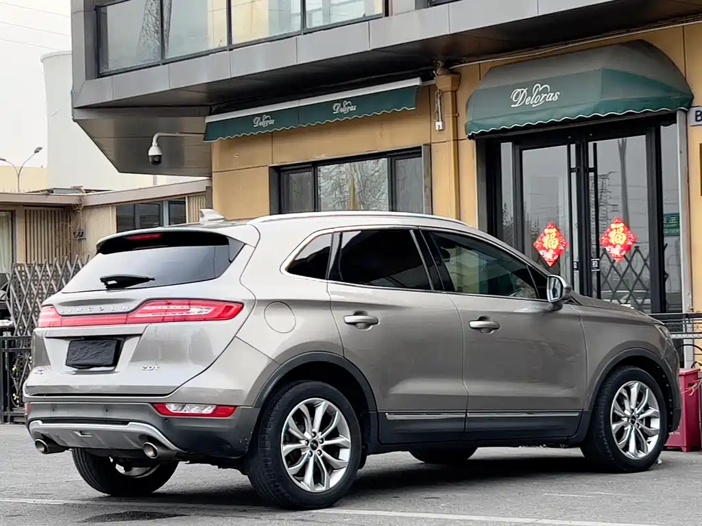 Lincoln MKC 2018 2.0T Two-wheel drive Premium Edition купить на сайте DeffCars
