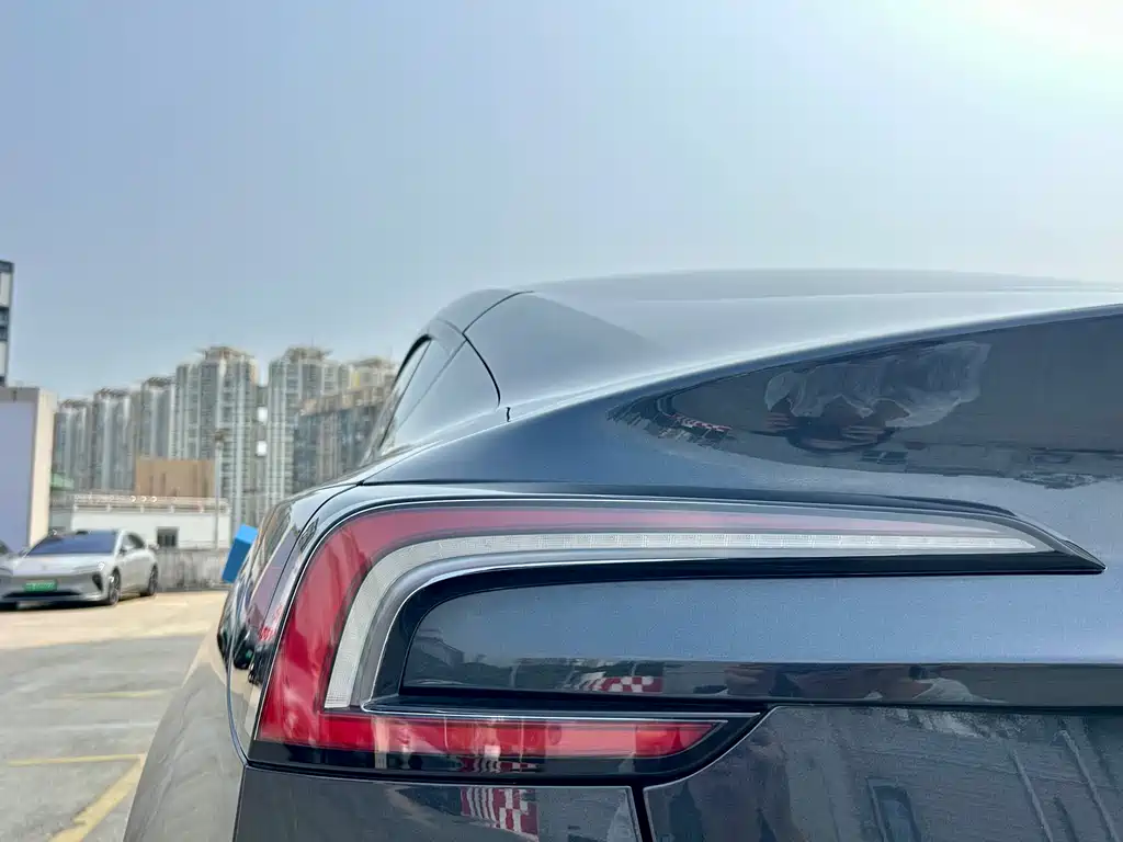Model 3 2025 facelift rear-wheel drive version купить на сайте DeffCars
