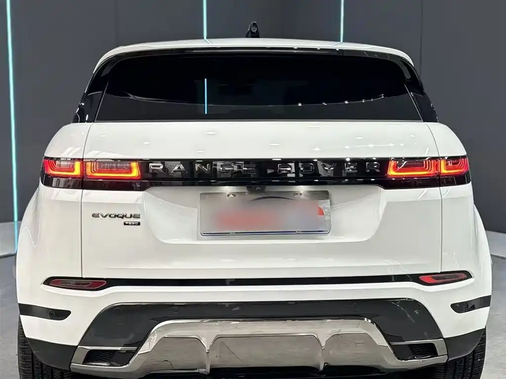 Range Rover Evoque 2023 Evoque L 249PS Deluxe Edition купить на сайте DeffCars