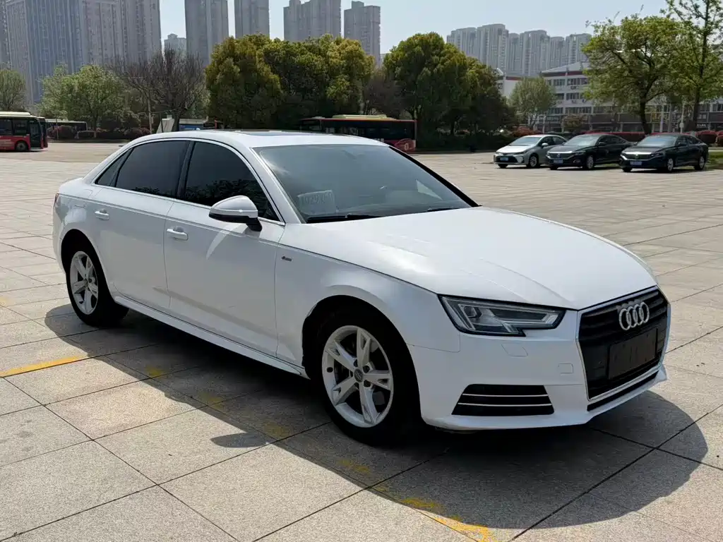 Audi A4L 2017 40 TFSI Fashion Type купить на сайте DeffCars