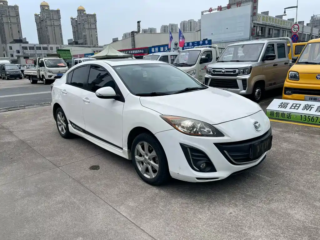 Mazda 3 Star 2015 sedan 2.0L automatic sports model купить на сайте DeffCars