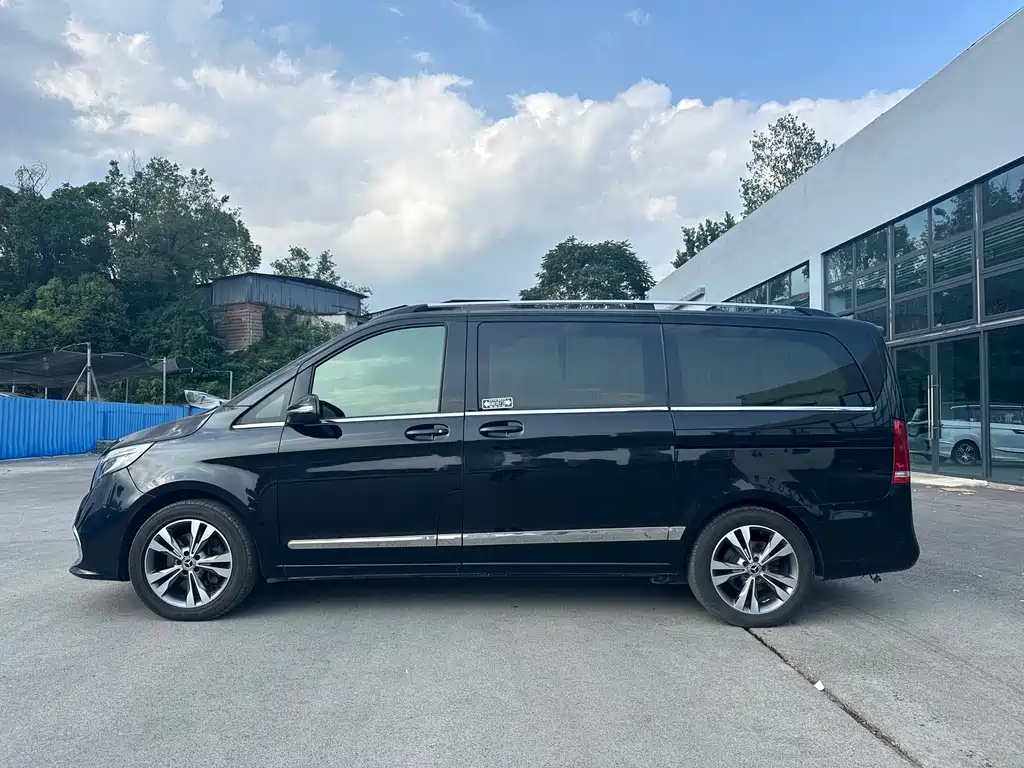 Mercedes-Benz V-Class 2018 V 260 Premium Edition National V купить на сайте DeffCars