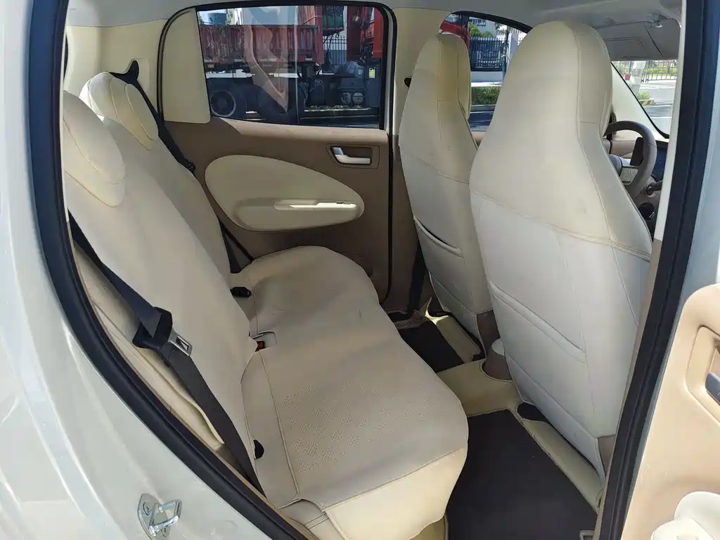 Hongguang MINIEV 2025 fourth generation four-door version advanced model купить на сайте DeffCars