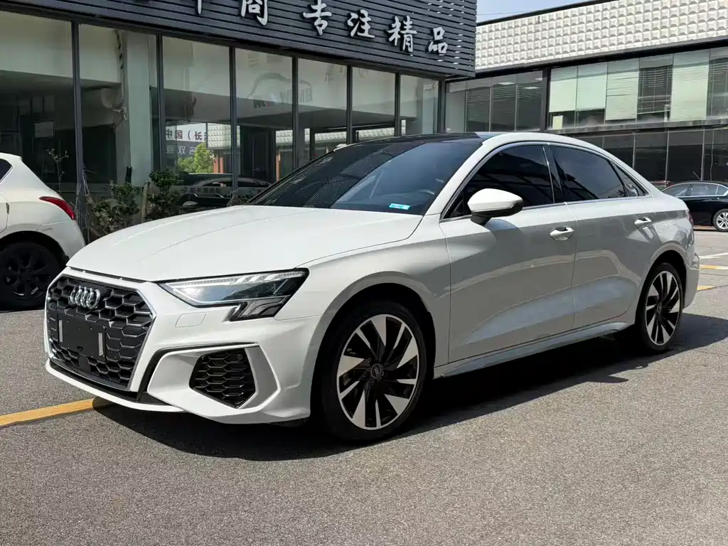 Audi A3 2023 A3L Limousine 35 TFSI Fashionable and Sporty купить на сайте DeffCars