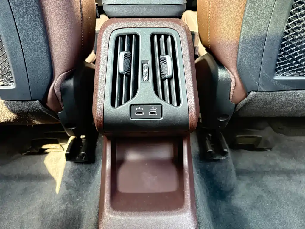 BMW X1 2024 sDrive25Li X Design Package купить на сайте DeffCars