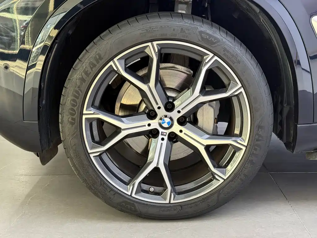 BMW X5 2025 xDrive 30Li Exclusive M Sports Night Package купить на сайте DeffCars