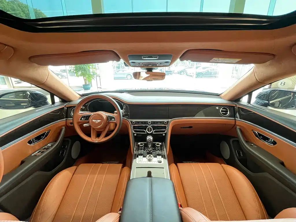 Flying Spur 2024 4.0T V8 Standard Edition купить на сайте DeffCars