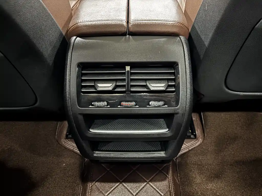 BMW X5 New Energy (Imported) 2020 xDrive45e M Sports Package купить на сайте DeffCars