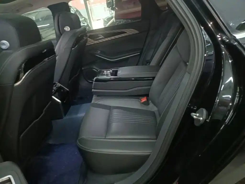 Red Flag Hongqi H9 2020 2.0T Zhilian Edition купить на сайте DeffCars