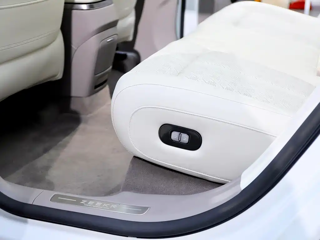 Jikrypton 7X 2025 100kWh long-range four-wheel drive smart driving version купить на сайте DeffCars