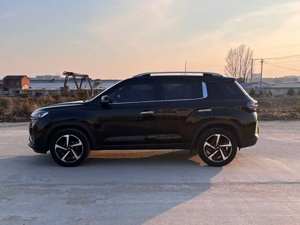 Beijing Hyundai ix35 2021 240TGDi DCT two-wheel drive GLS leading version купить на сайте DeffCars