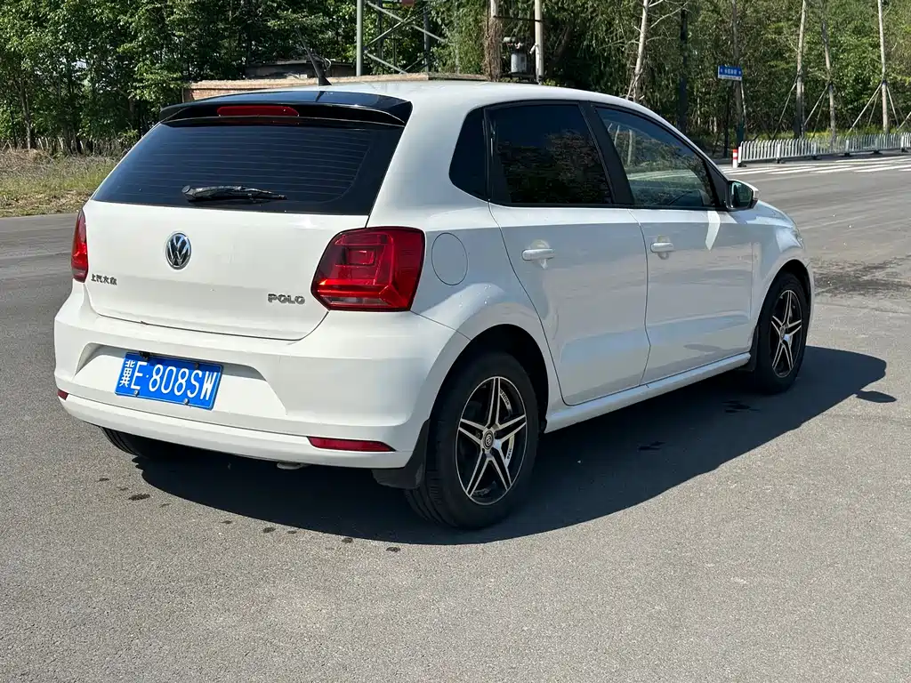 Polo 2016 1.4L automatic fashion model купить на сайте DeffCars