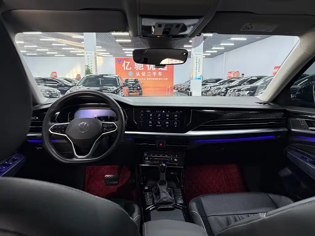 Passat 2023 facelift 330TSI luxury version купить на сайте DeffCars