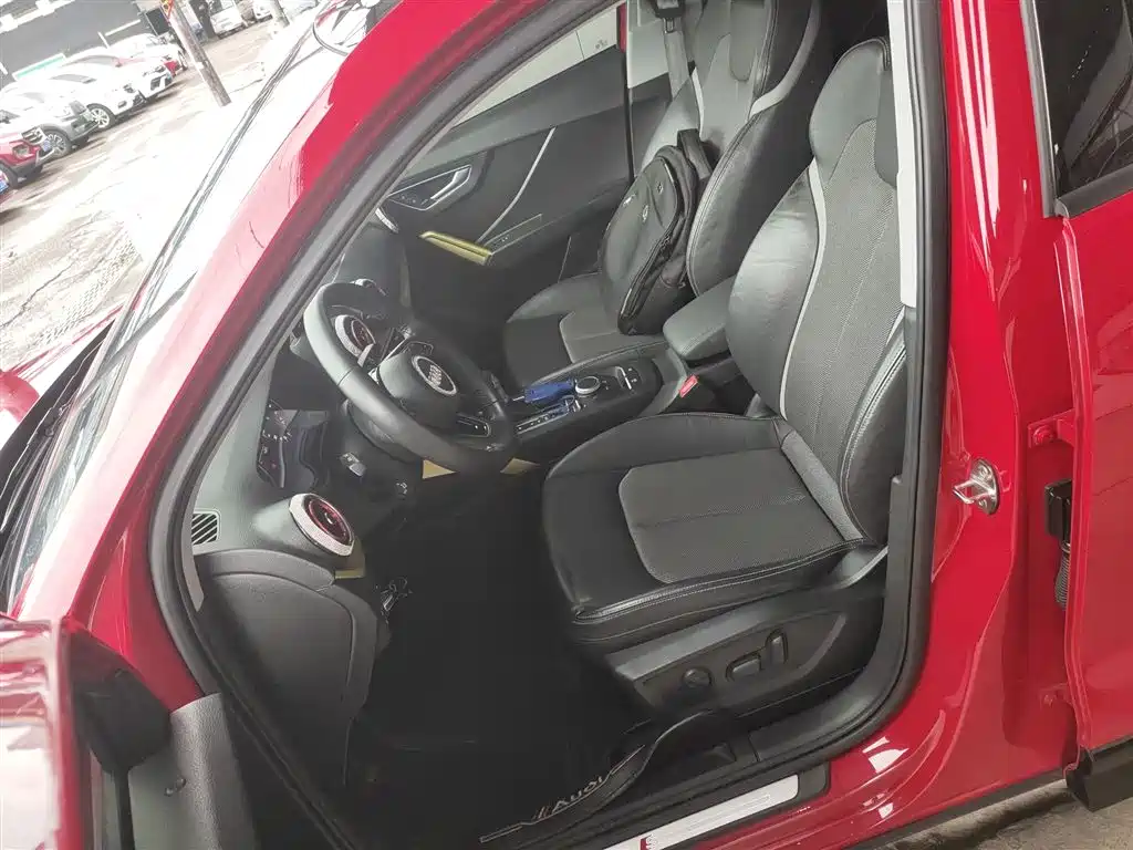 Audi Q2L 2018 35 TFSI Fashionable and Dynamic National V купить на сайте DeffCars