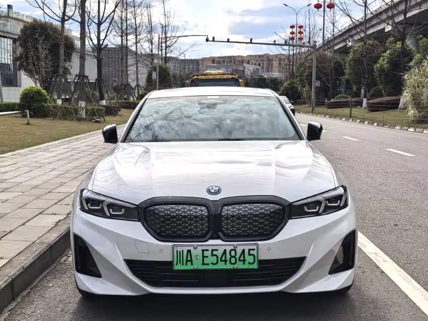 BMW i3 2025 eDrive 40L Night Package купить на сайте DeffCars