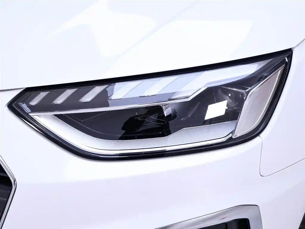 Audi A4L 2023 40 TFSI Fashionable and Dynamic купить на сайте DeffCars