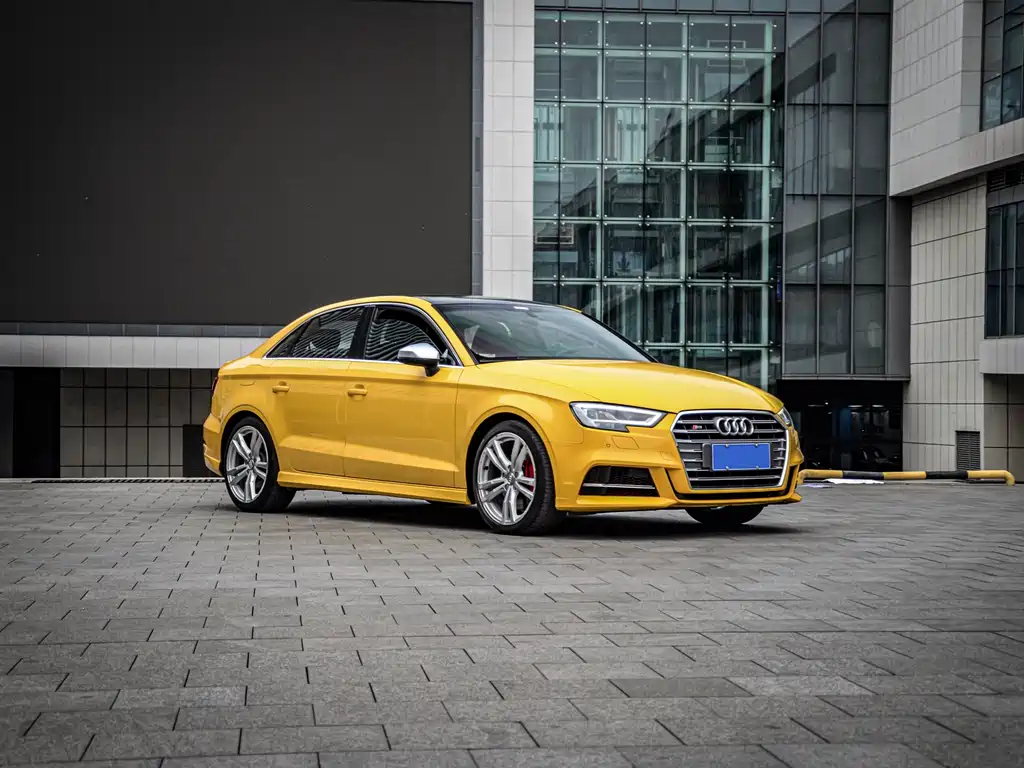 Audi S3 2017 facelift S3 2.0T Limousine купить на сайте DeffCars