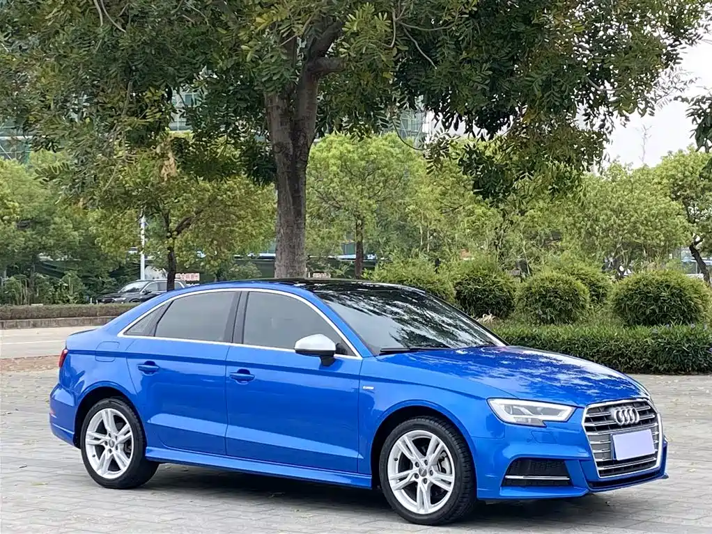 Audi A3 2020 Limousine 35 TFSI Fashion Type National V купить на сайте DeffCars
