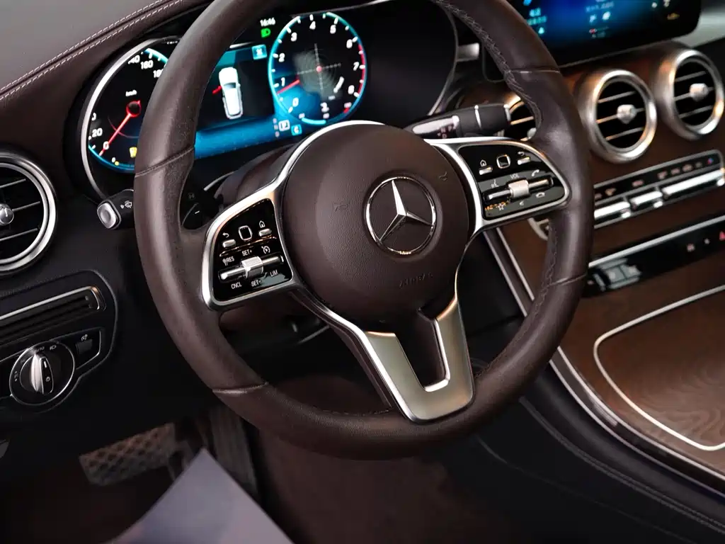 Mercedes-Benz GLC 2020 GLC 260 L 4MATIC luxury model купить на сайте DeffCars