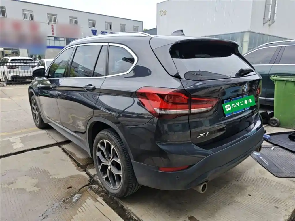 BMW X1 2022 sDrive25Li Leading Model купить на сайте DeffCars