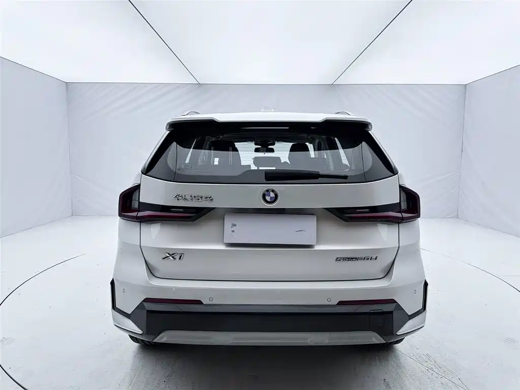 BMW X1 2023 sDrive20Li X Design Package купить на сайте DeffCars