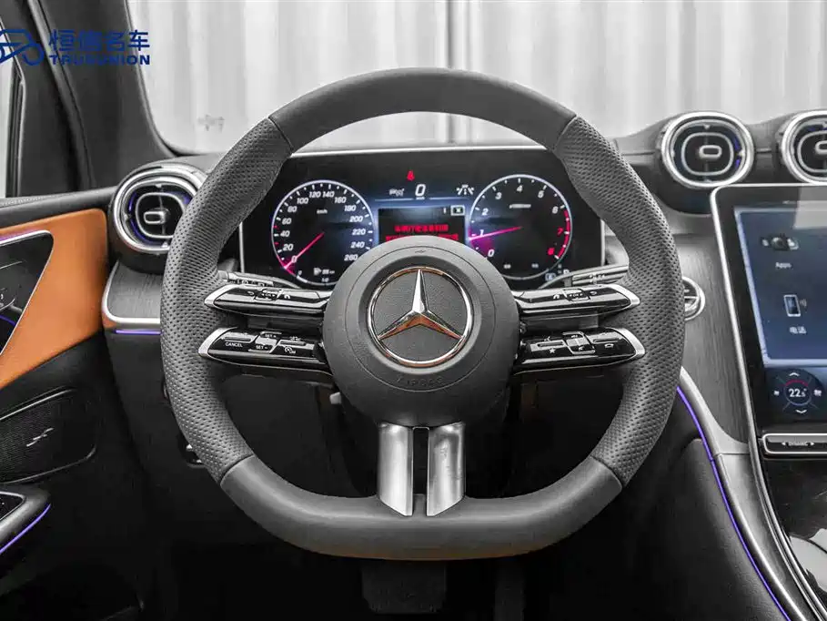 Mercedes-Benz GLC 2024 GLC 260 L 4MATIC luxury model 5 seats купить на сайте DeffCars