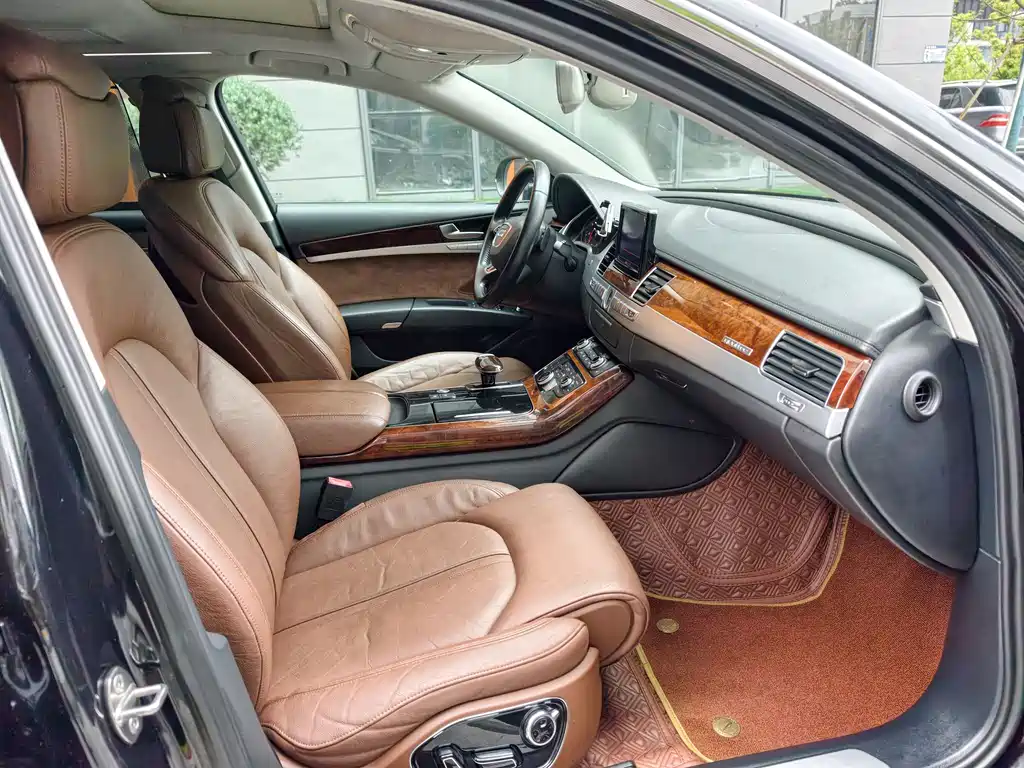 Audi A8 2012 A8L 45 TFSI quattro comfort type купить на сайте DeffCars