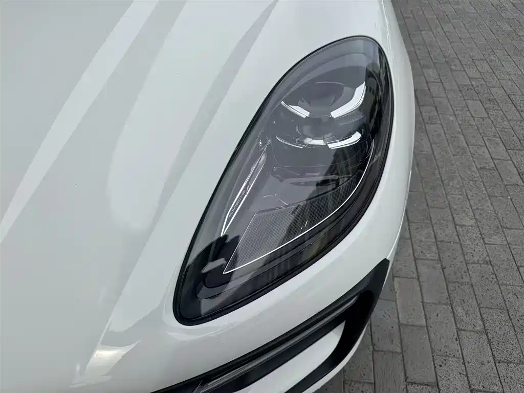 Macan 2023 Macan 2.0T купить на сайте DeffCars