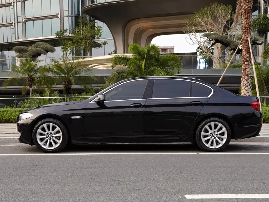 BMW 5 Series 2011 535Li Luxury купить на сайте DeffCars