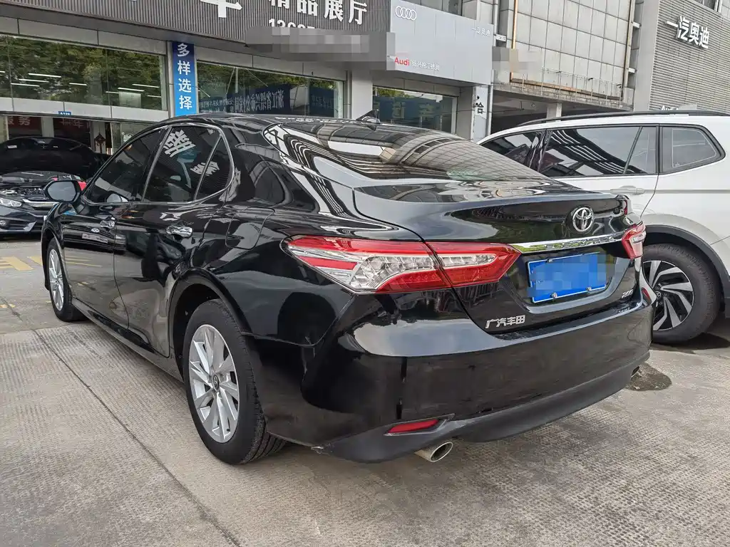 Camry 2021 2.0G Deluxe Edition купить на сайте DeffCars