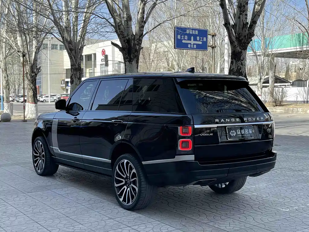 Range Rover 2019 3.0 SC V6 Legendary Extended Edition купить на сайте DeffCars