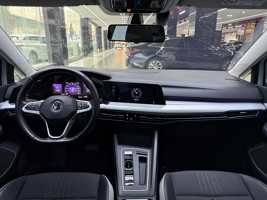 Golf 2021 280TSI DSG Pro First Edition купить на сайте DeffCars