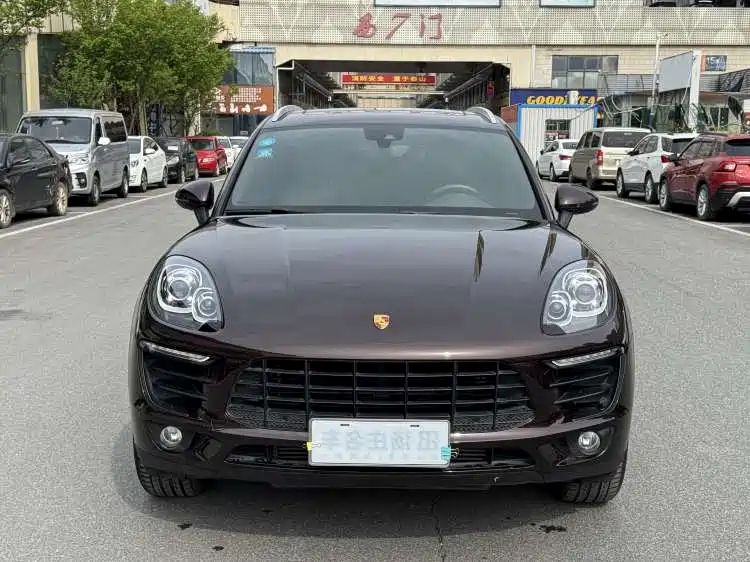 Macan 2017 Macan 2.0T купить на сайте DeffCars
