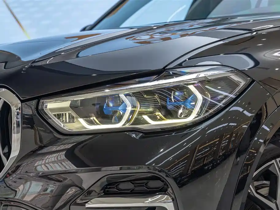 BMW X5 2022 facelift xDrive 40Li M sports package купить на сайте DeffCars